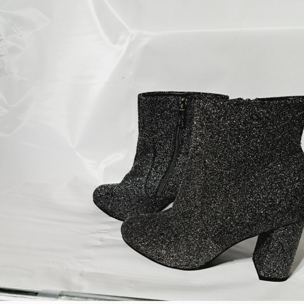 Set - Picture 7 of 8